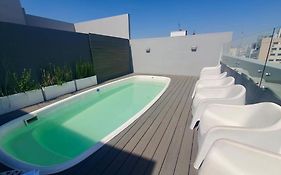 Apartamento sobre Av Cordoba